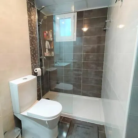 Nice With Community Pool By The Beach Τορεβιέχα